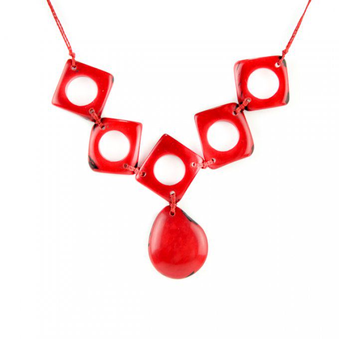 collier fantaisie artisanal tagua rouge