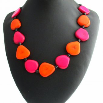 Collier en tagua