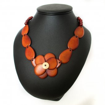 collier ivoire vegetal tagua fleur, bijoux artisanal ecologique