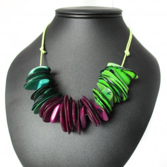 collier ivoire vegetal ou tagua, bijoux ethnique naturel ecologique, artisanat, collier ecolo