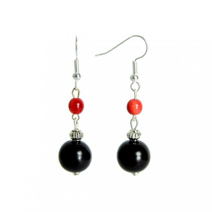 boucles d'oreilles chic et ethnique duo perles de tagua noir et rouge