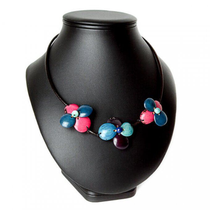 Collier fantaisie fleur de tagua bleu rose