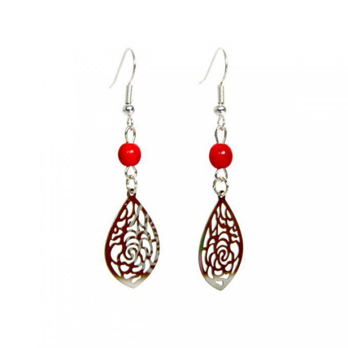 boucles d'oreilles chic et argentées avec perles de tagua rouge