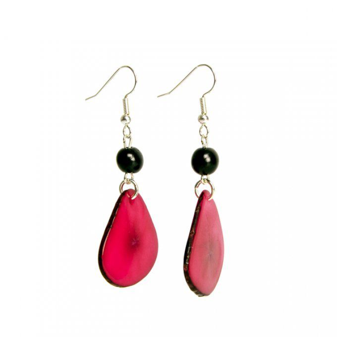 bijou ethnique chic avec pétale de tagua fuchsia