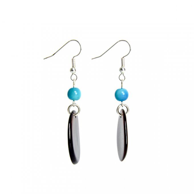 Boucles d'oreilles fantaisies originales en ivoire végétal turquoise marron