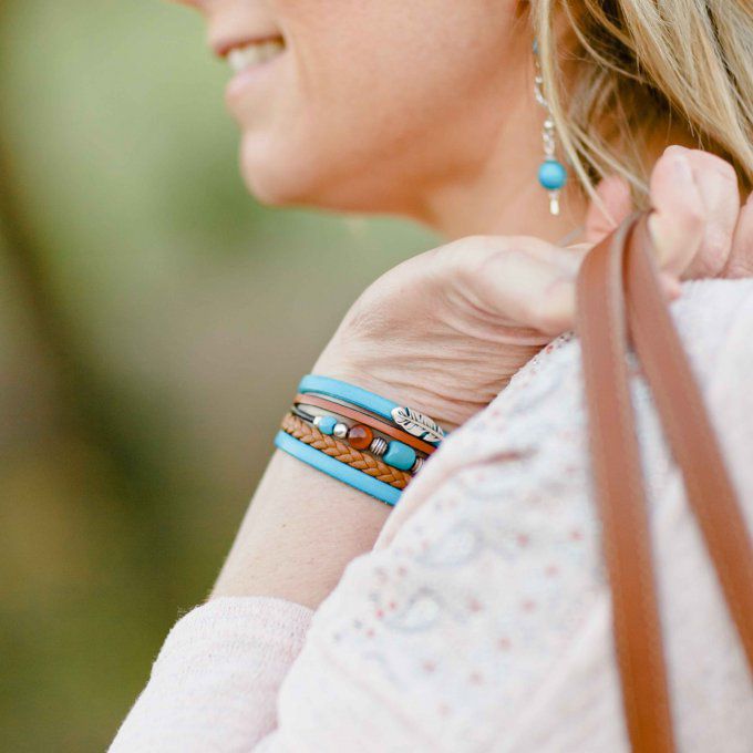 Bijou de mode femme en cuir et perles naturelles de tagua turquoise marron