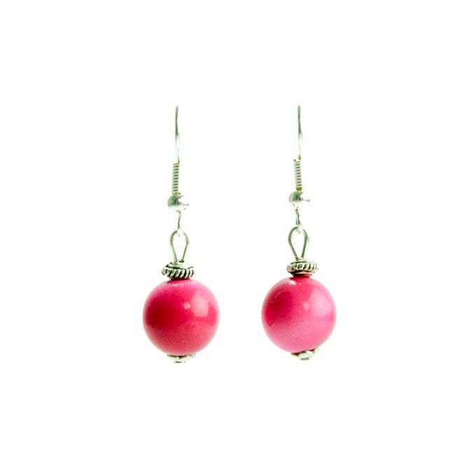 boucles d'oreilles perles simple d'ivoire végétal rose fuchsia