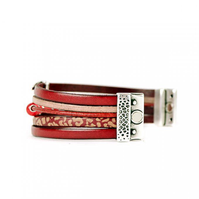 bracelet cuir rouge et plume argenté