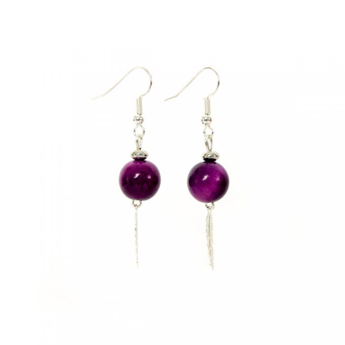 bijou d'oreilles pendentif plume et perles violettes