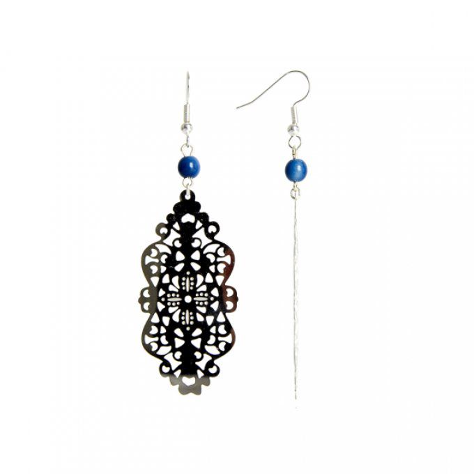 boucles d'oreilles chic argenté et perles en tagua bleu foncé