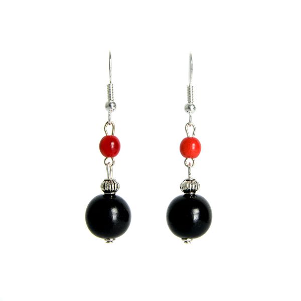 Duo de perles en ivoire végétal noir et rouge