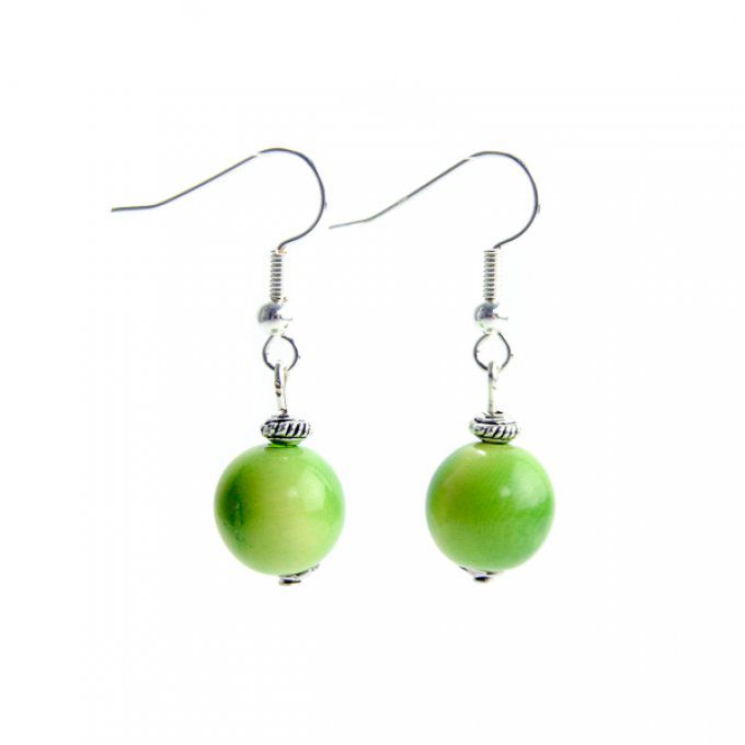 bijou d'oreilles éthique avec perles en tagua vert