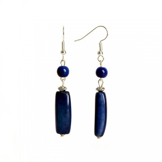 bijou d'oreilles chic perles et tube en tagua bleu