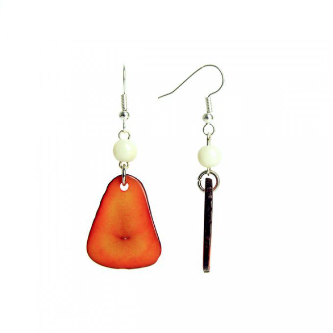Boucles d'oreilles artisanales en pétales et perles fines de tagua
