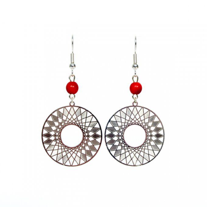 boucles d'oreilles argentées et perles de tagua rouge