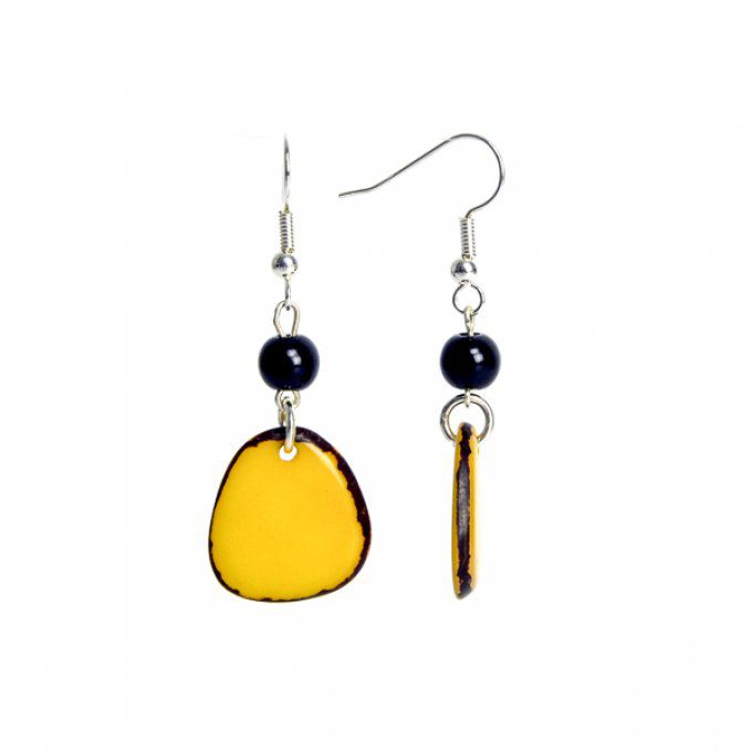 Boucles d'oreilles artisanales avec pétales et perles fines de tagua jaune