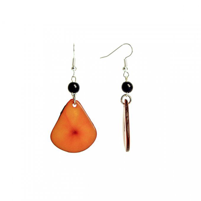 Boucles d'oreilles artisanales en pétales et perles fines de tagua