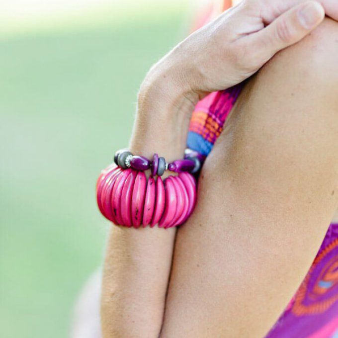 bracelet chic et original en ivoire végétal rose