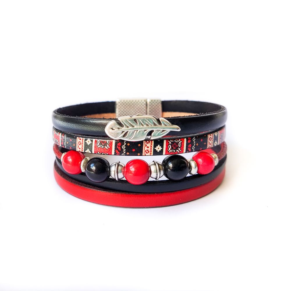 Bracelet cuir et perles assorties rouge et noir
