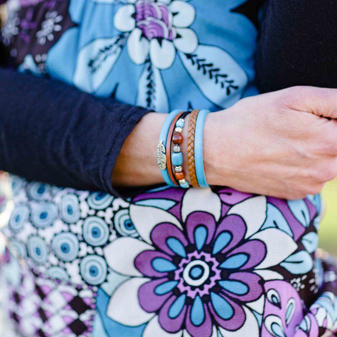 bracelet cuir et perles de tagua turquoise marron