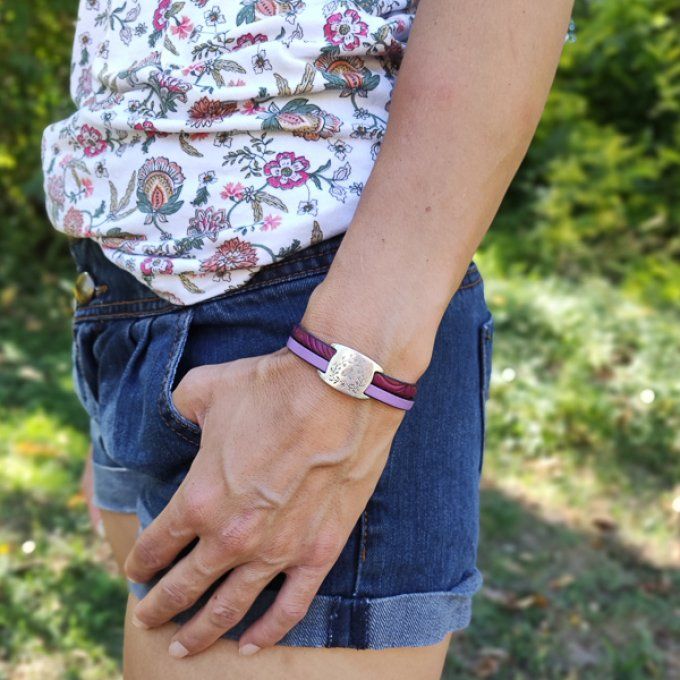 bracelet en cuir violet à personnaliser