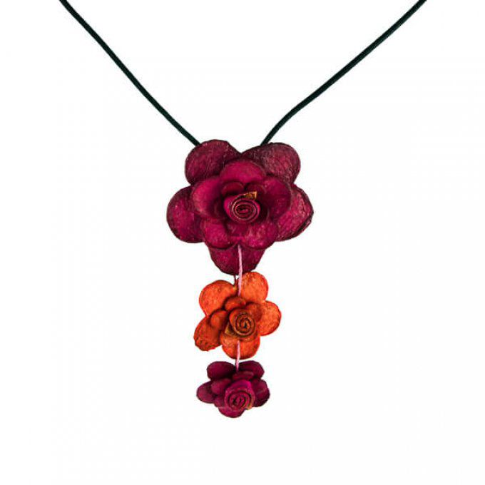 Collier ethnique pendentif fleur rose orange
