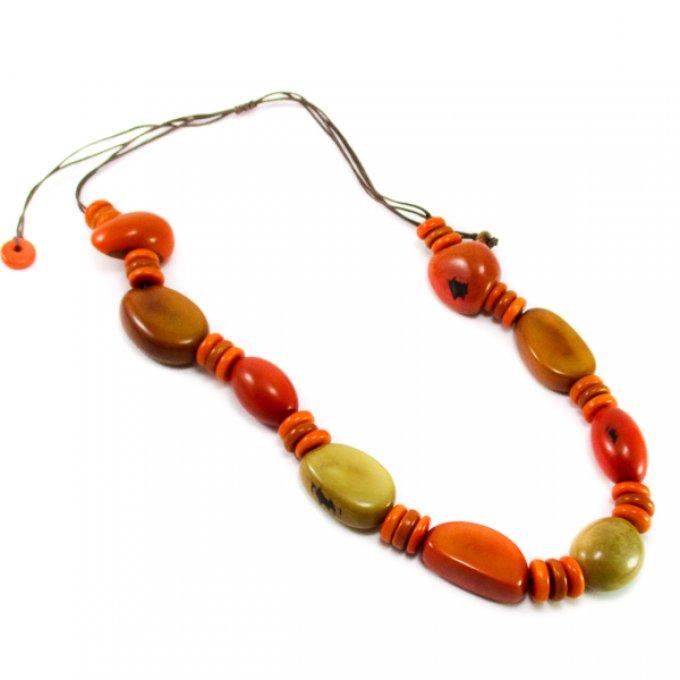 Collier perles en ivoire végétal orange