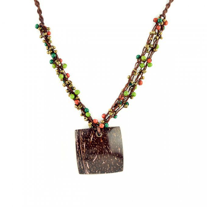 collier ethnique pendentif coco marron