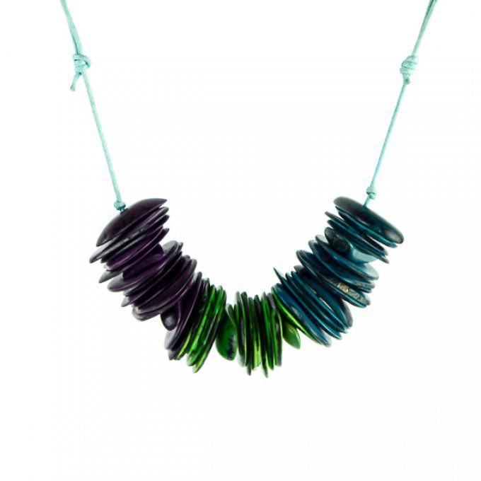 Bijou ethnique en tagua violet vert et turquoise