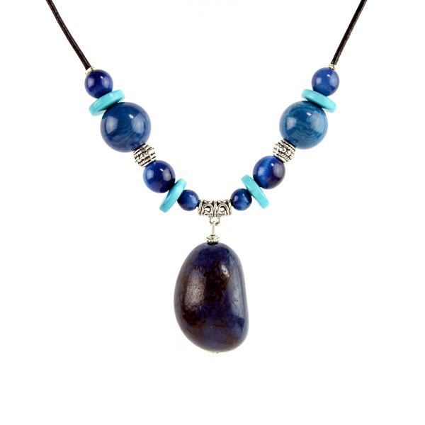 Collier avec pendentif noix en ivoire végétal bleu et turquoise