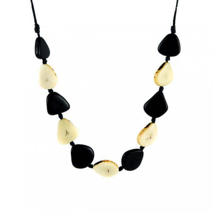 Collier triangle naturel noir