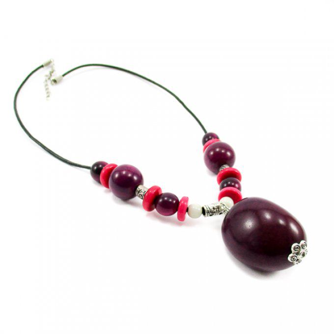 collier fantaisie en tagua violet rose