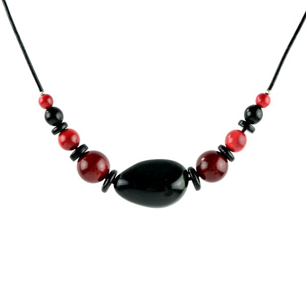 Collier perles en ivoire végétale noir et rouge