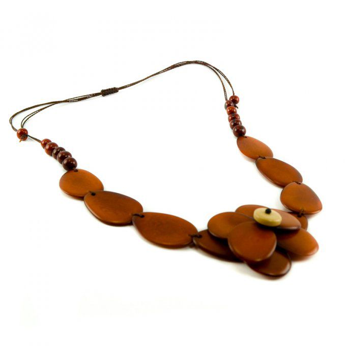 collier ethnique fleur marron en tagua