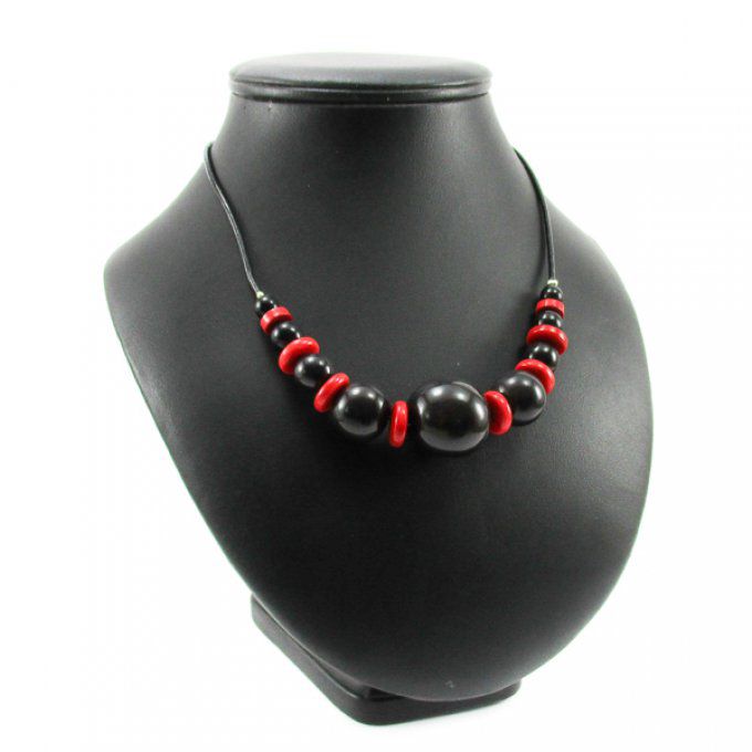 collier écologique perles végétales noir rouge