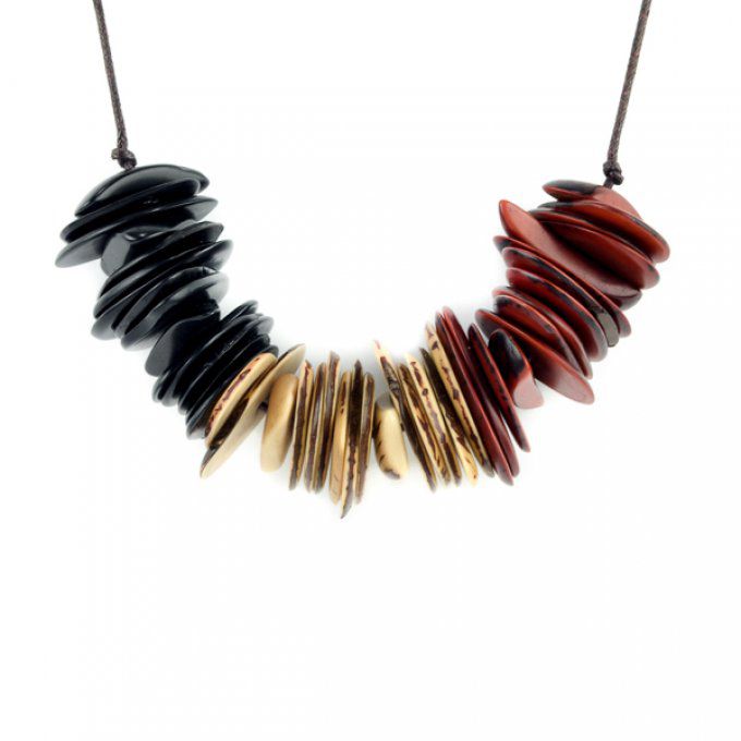 collier ras du cou naturel tagua