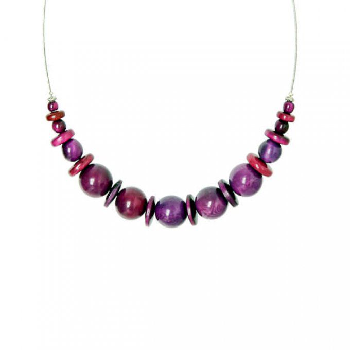 Collier court perles de tagua violet