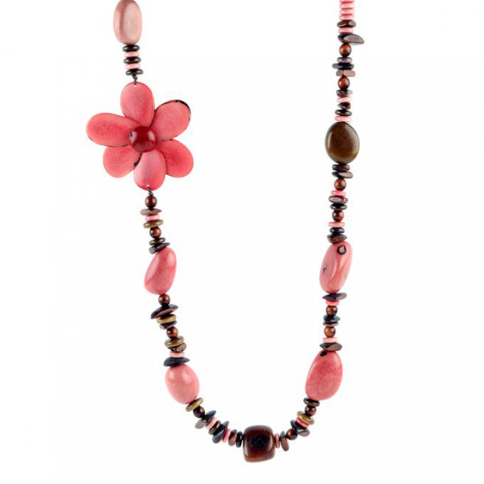 Collier long tendance chic éthique en ivoire végétal avec fleur rose