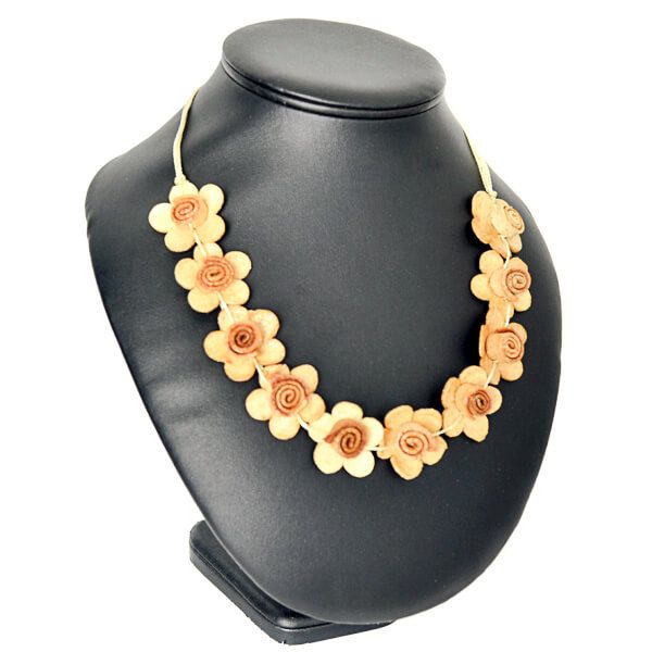 Collier Ethnique Bohème Orange Avec Pendentif En Bois Exotique Et Nacre - Neuf Avec étiquettes