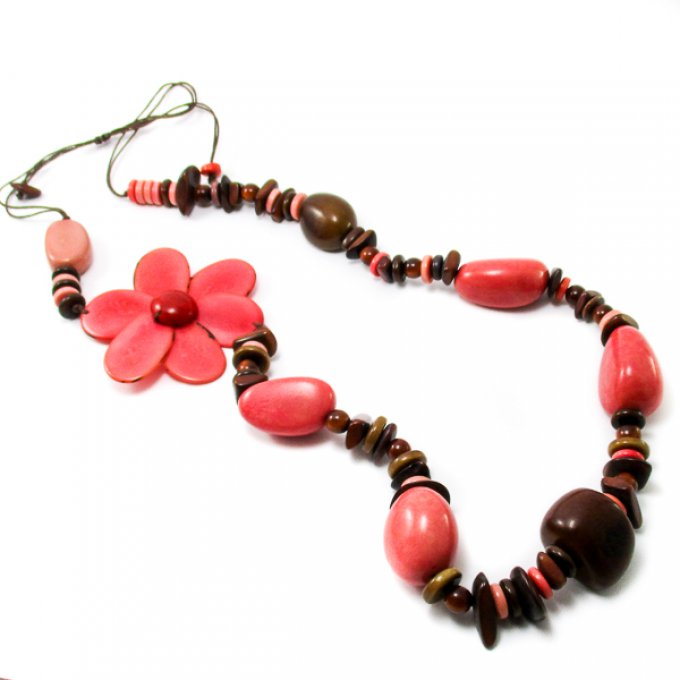 collier artisanal rose marron tagua