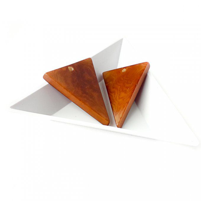 Triangle en tagua marron
