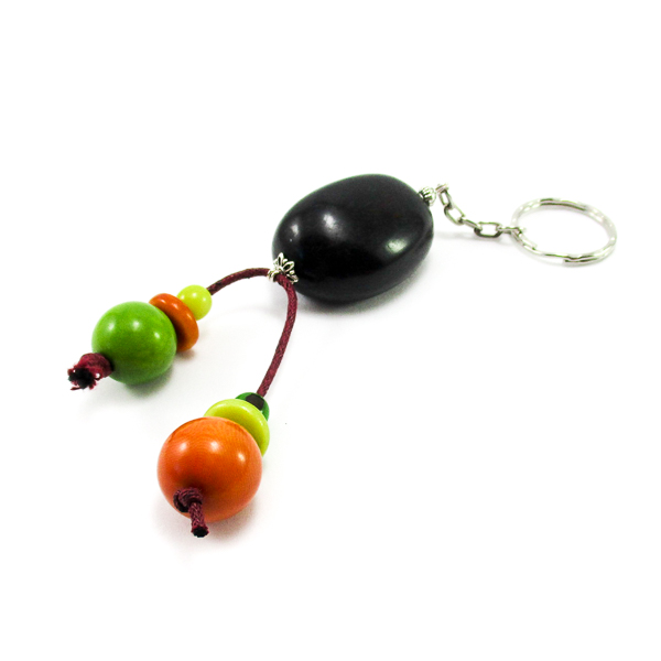 Porte-clé pendentif noir et perles de tagua