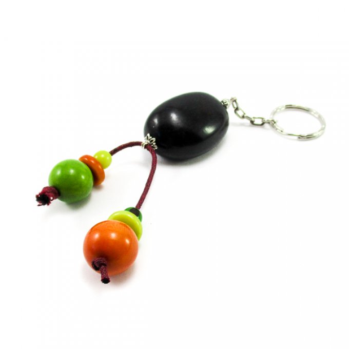 Porte-clé pendentif et perles d'ivoire végétal vert,orange et noir