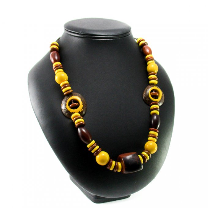 Collier morceaux en ivoire végétal jaune marron