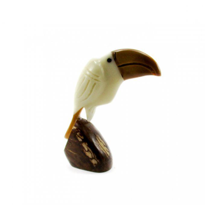 Statuette toucan en ivoire végétal