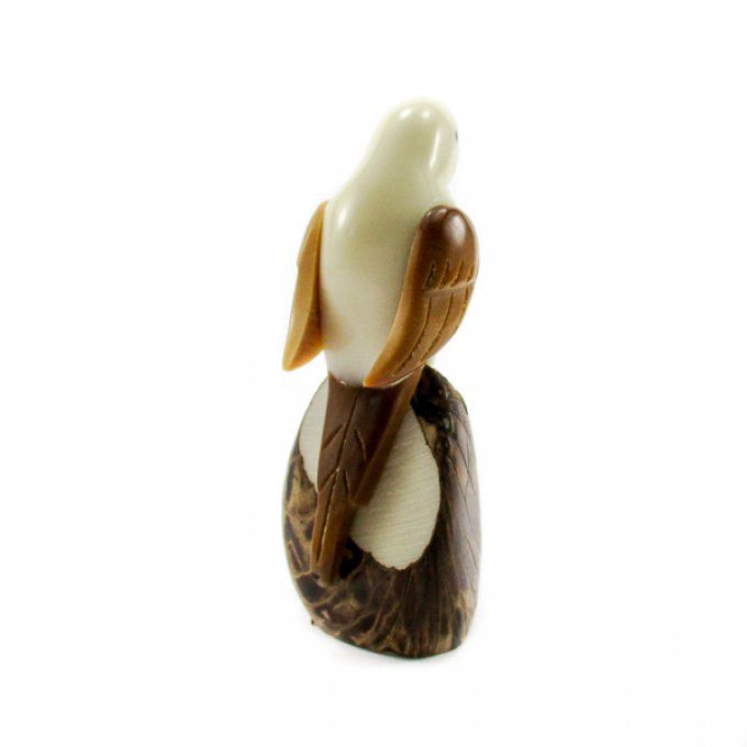 statuette de décoration artisanale en tagua