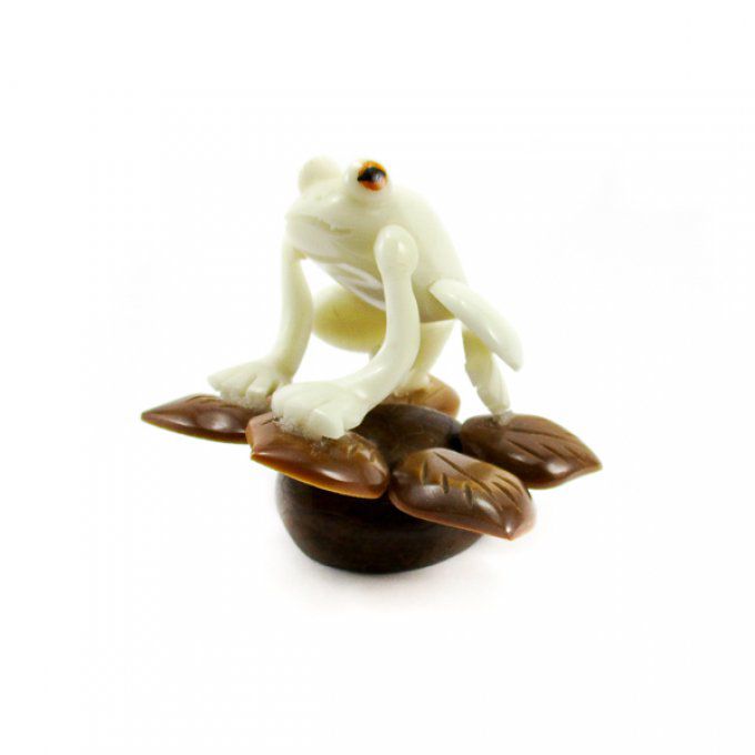 figurine artisanale grenouille géante en tage