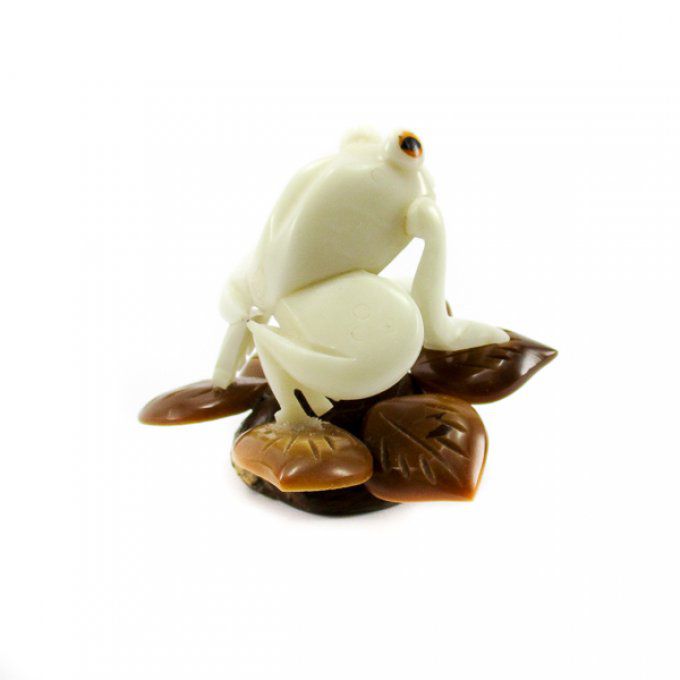 sculpture figurine grenouille géante