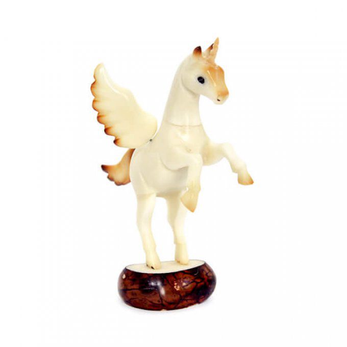 statuette licorne en tagua