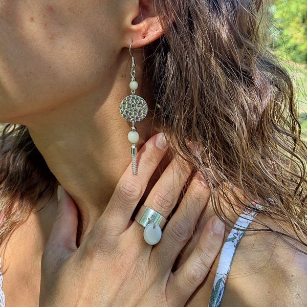 Bijoux en tagua ou ivoire végétal